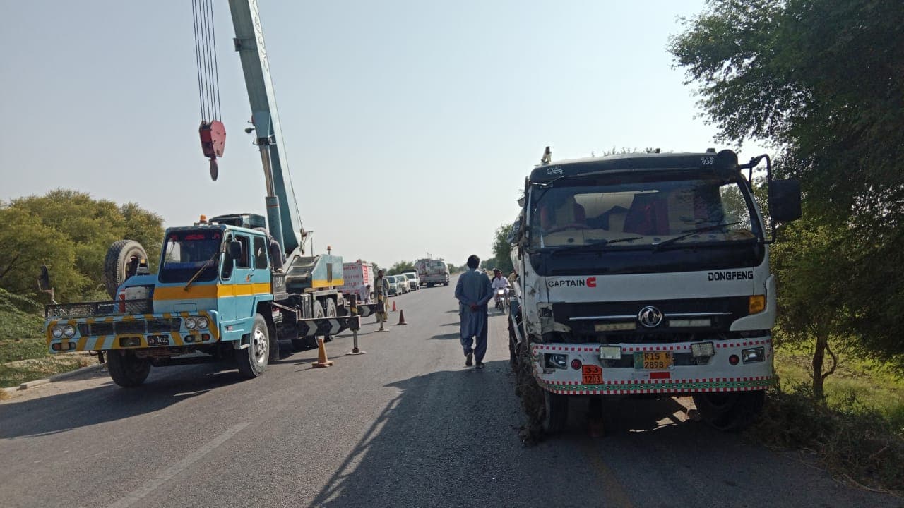 ATS Humsafar recovery crew on site with a crane truck